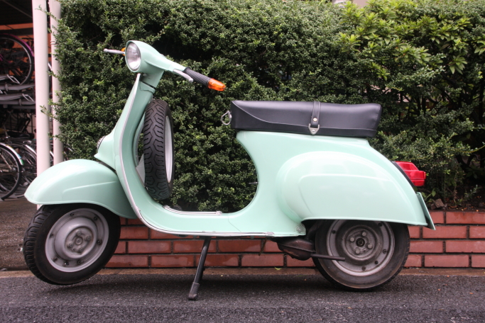 Vespa 　V５０S　純正　ハンドル（左側）緑色